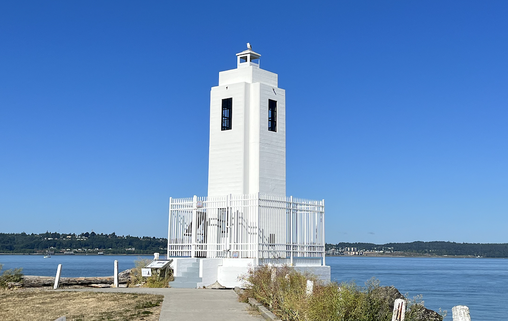 Browns Point Lighthouse